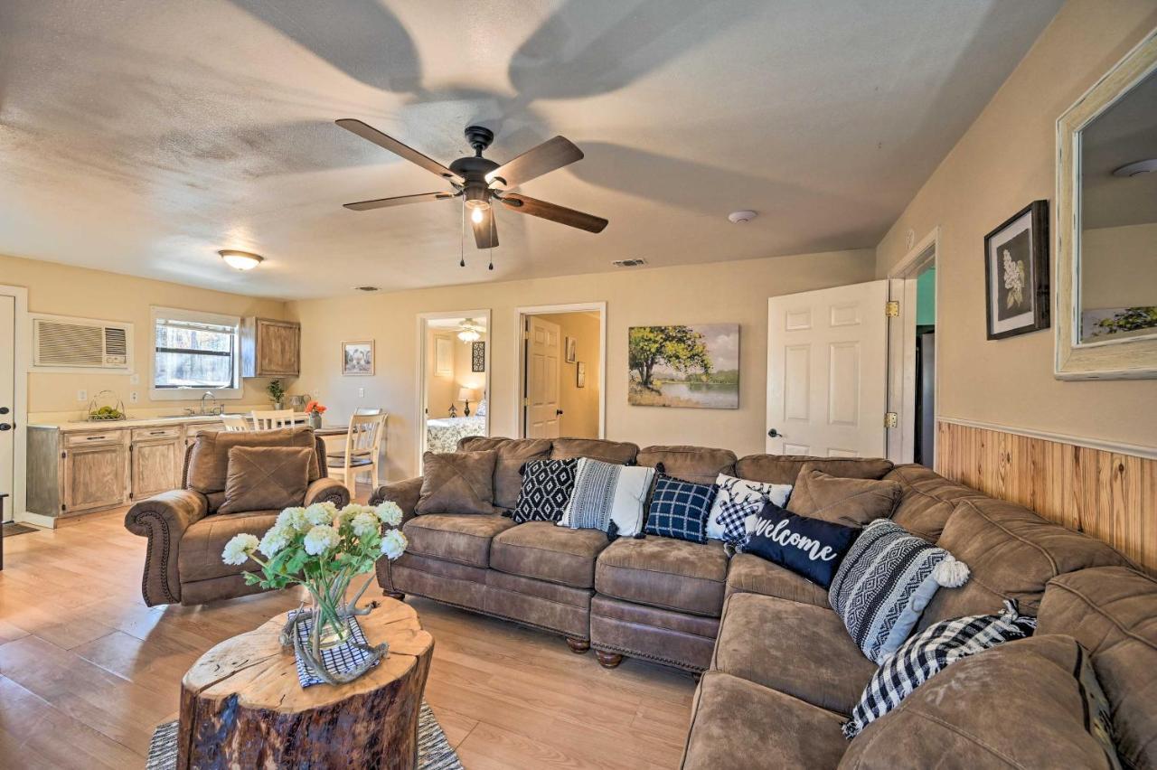Pet-Friendly Shady Oaks Broken Bow Gem With Patio! Villa ภายนอก รูปภาพ